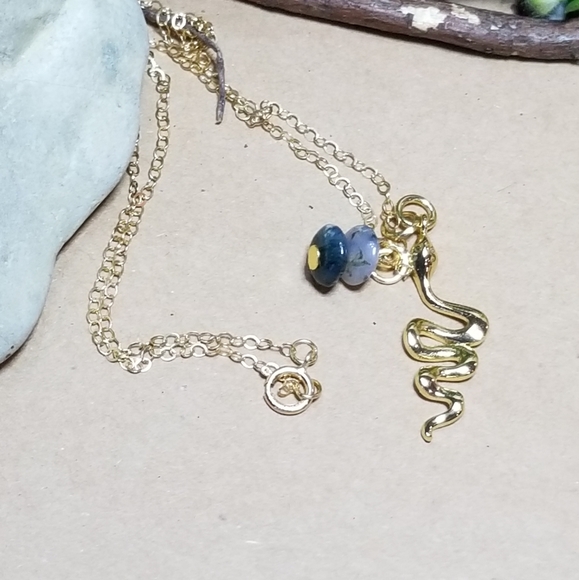 Gold necklace with Serpent charm - Picture 2 of 3